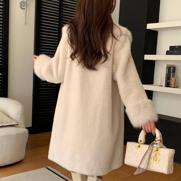 Women's Elegant plush Faux Fur Collar Jacket coat - Picture 5 of 8